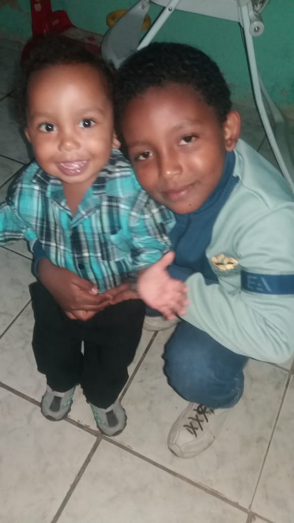 Rogerio filho e manuel